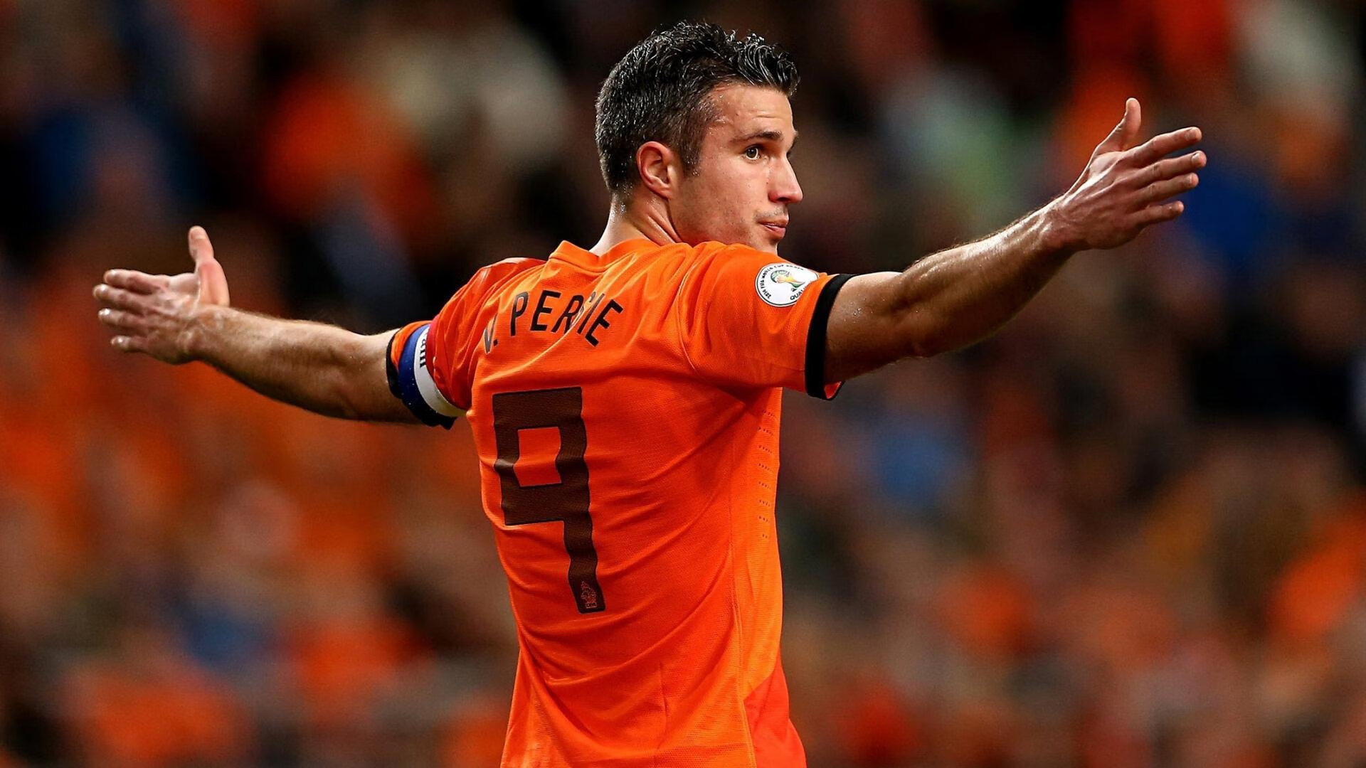 红牛二队横扫梅赛德斯，塞恩斯统治全场，一场颠覆F1格局的史诗胜利